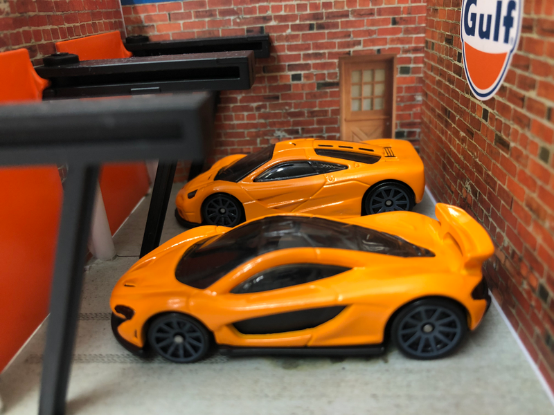 Illustration for article titled McLaren F1/P1 custom